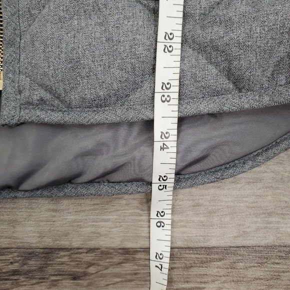 Thread & Supply Womens Vest Small Gray Quilted Full Zip Pockets Gold Outdoors - Picture 10 of 10